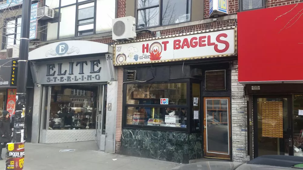 Hot Bagels Brooklyn