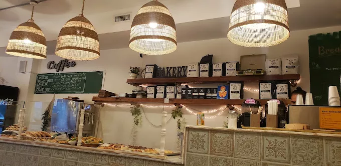 Almah Cafe