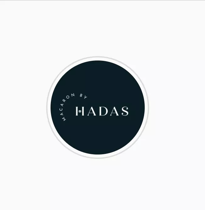 Macaron by Hadas