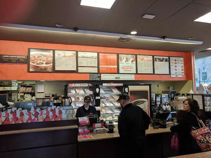 Dunkin' -  5889 Forbes Ave, Pittsburgh