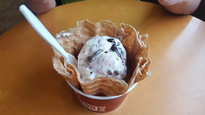 Cold Stone Creamery - Harkness Ave, Brooklyn