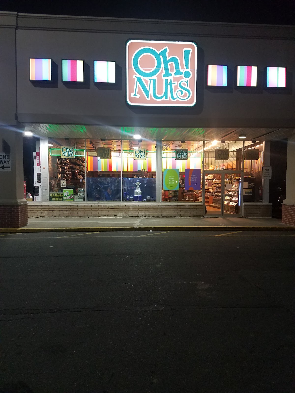 Oh! Nuts in Evergreen Kosher supermarket
