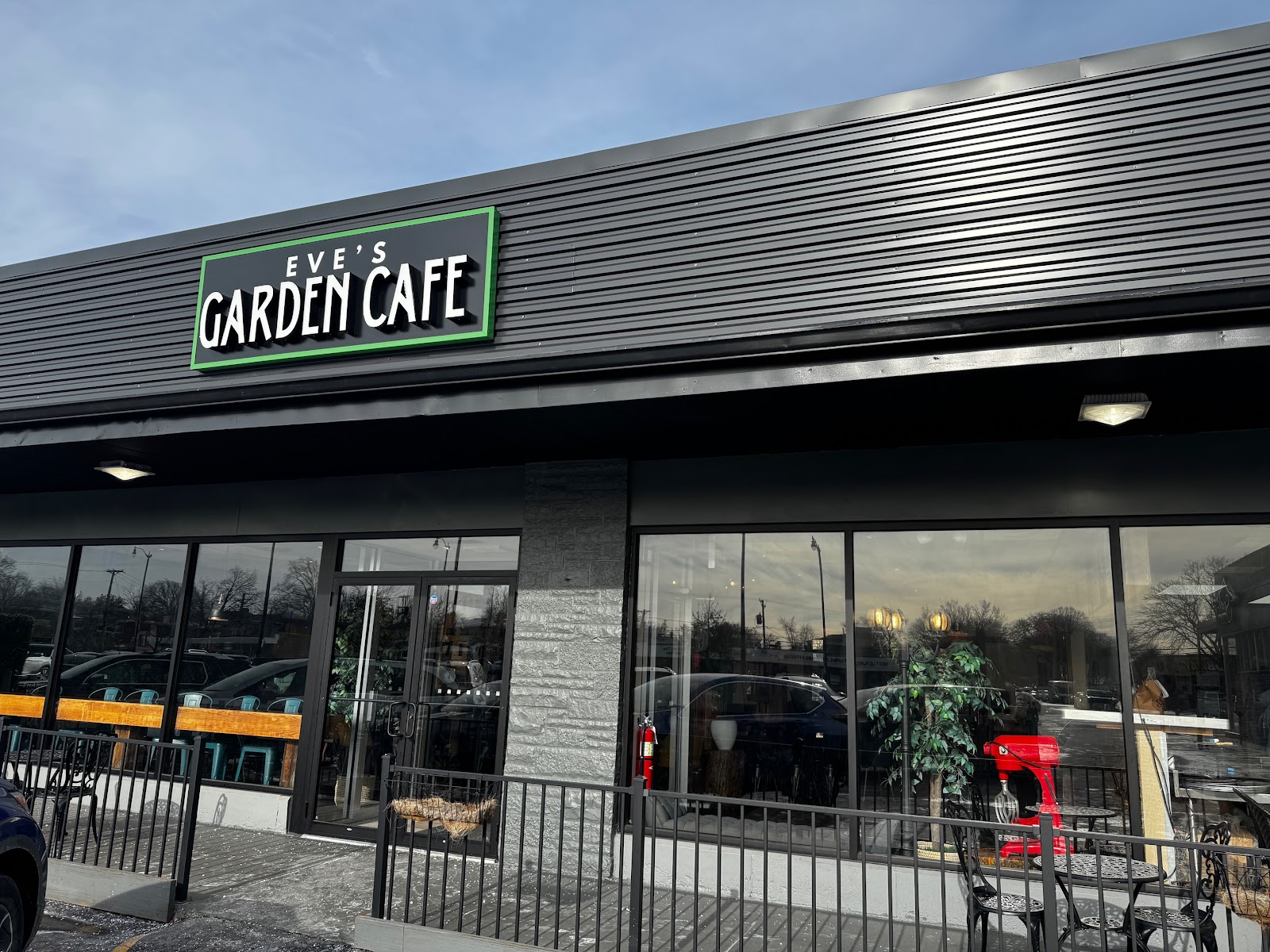 Eve's Garden Cafe